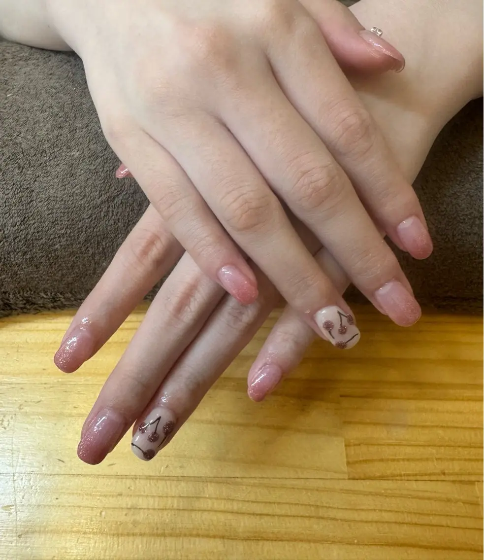 ネイル シンプルネイル 小西 美桜のネイルデザイン