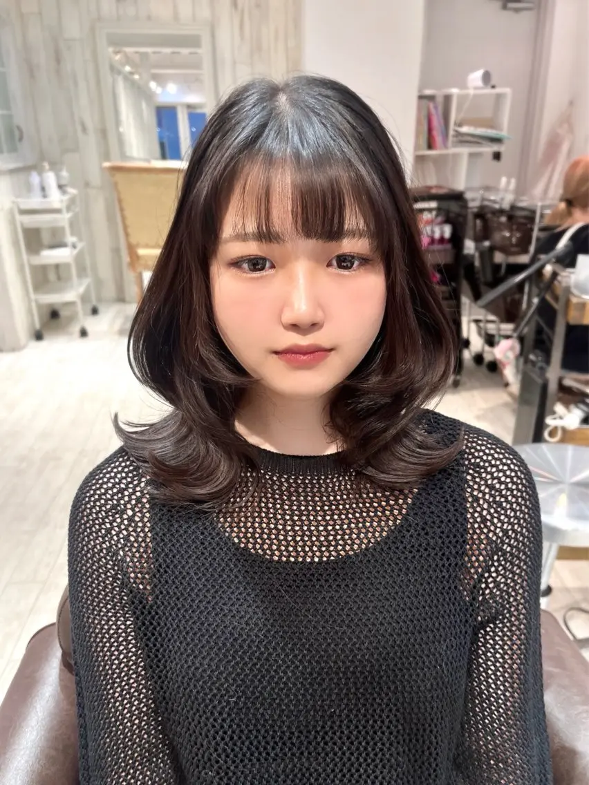 セミロング くびれヘア 韓国風ヘア 似合わせカット ワンホンヘア ウルフカット カット ヘアカラー トリートメント レイヤーカット ✨️進藤ひかりのヘアスタイル