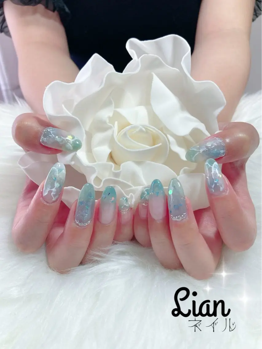 ネイル マグネットネイル ニュアンスネイル 夏ネイル Lianネイル 寛子Lianのネイルデザイン