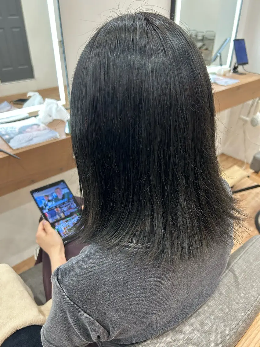 カラー アッシュ アッシュブラック 黒髪 学生 little syotaroのヘアスタイル