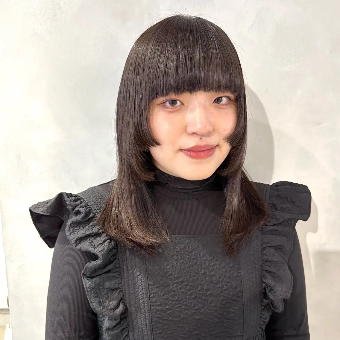 ミディアム カット 縮毛矯正 トリートメント デザインカラー/パー マ🦖外岡咲希🦖のヘアスタイル
