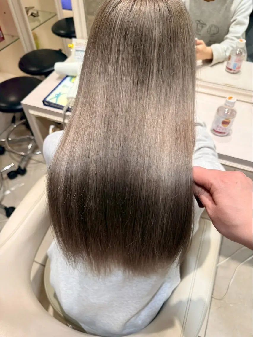 ロング 坂上 桜香のヘアスタイル