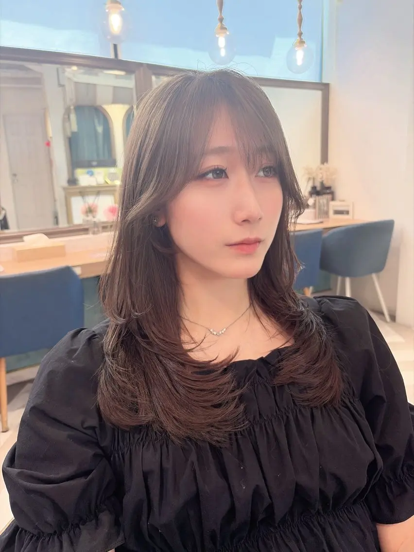 セミロング カット ヘアカラー トリートメント ♥韓国レイヤー/透明 感カラー/目黒慎太郎のヘアスタイル