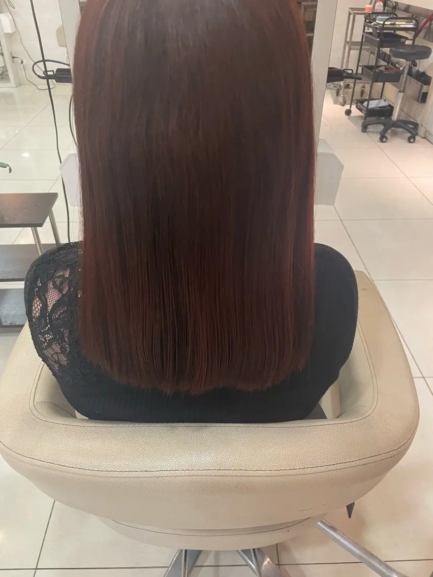 セミロング カラー ヘアカラー 石垣 颯士のヘアスタイル