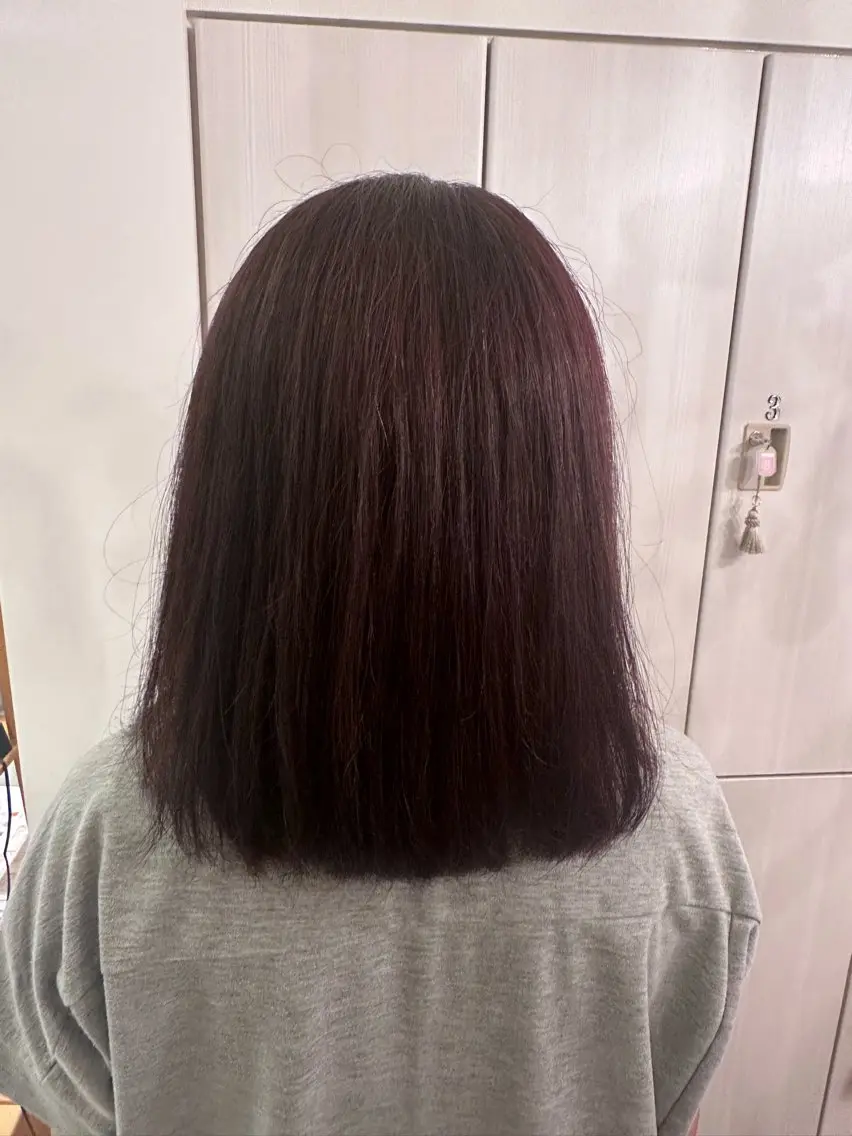 ミディアム カラー 古澤 由紀子のヘアスタイル