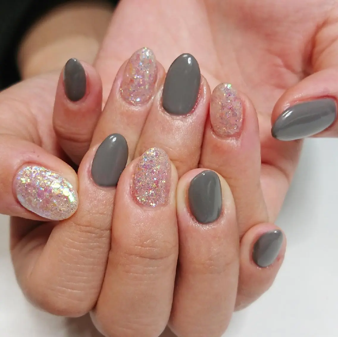 ネイル ラメ(グリッター) ハンドネイル Lilith Nailのネイルデザイン