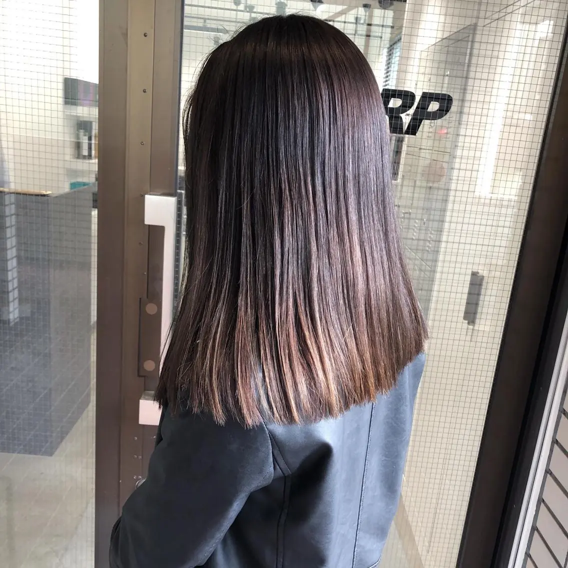 セミロング カラー 🤍2nd🤍田所 美希のヘアスタイル