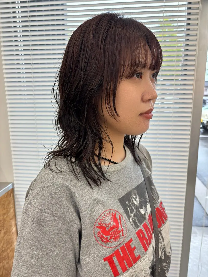 ミディアム レイヤーカット カット ヘアカラー トリートメント 舘谷 愛莉のヘアスタイル