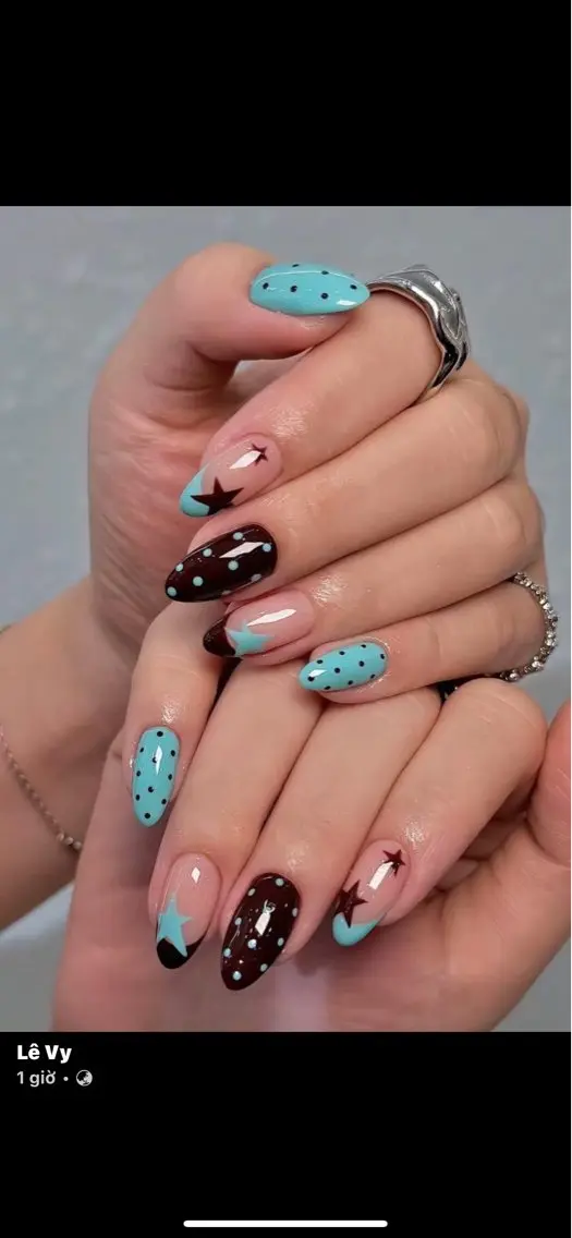 ネイル キラキラネイル マグネットネイル ぷっくりネイル 春ネイル ワンホンネイル ハンドネイル Candy Nailのネイルデザイン