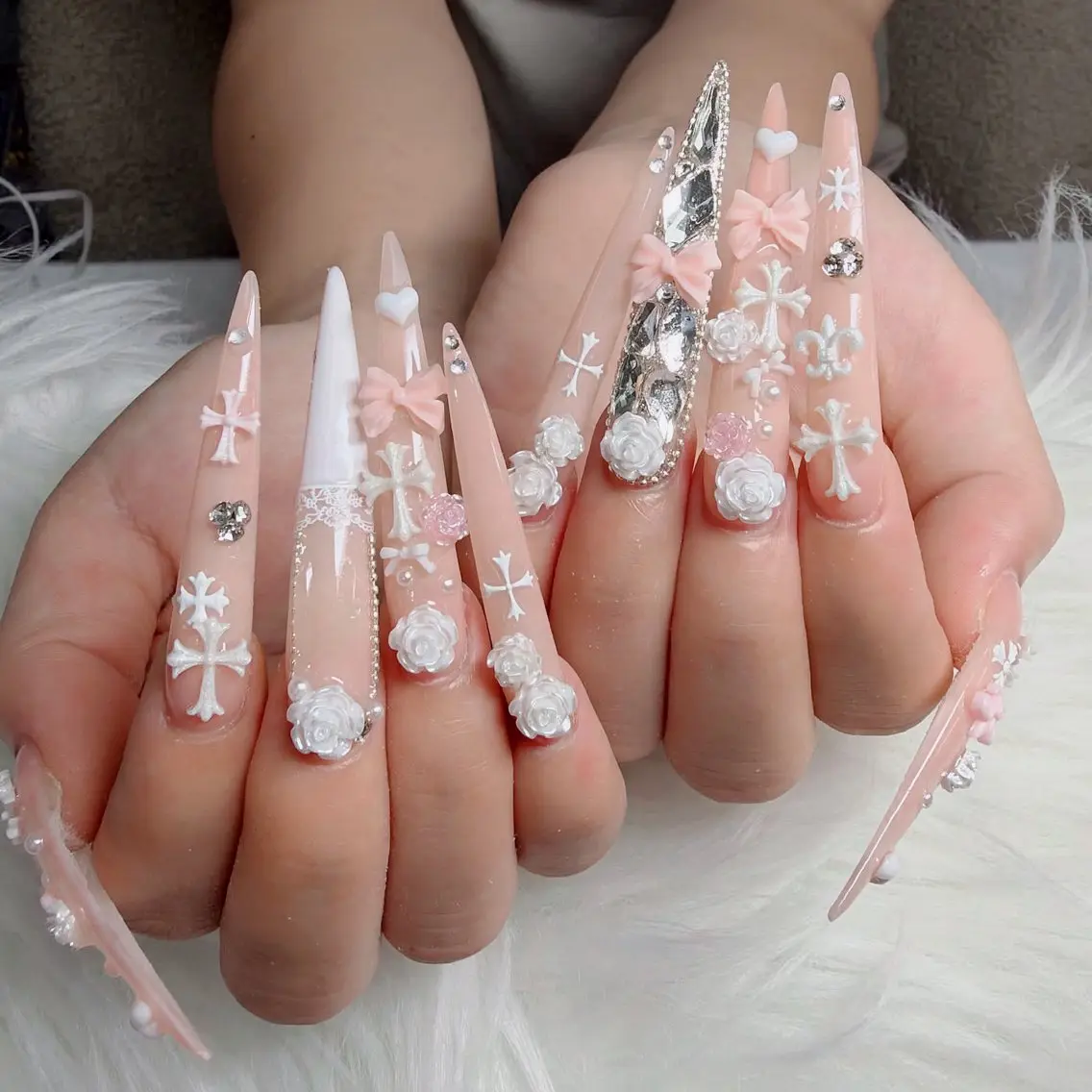 ネイル フットネイル フレンチネイル グラデーション 韓国ネイル ロングネイル ハンドネイル Hot Nail Salonのネイルデザイン