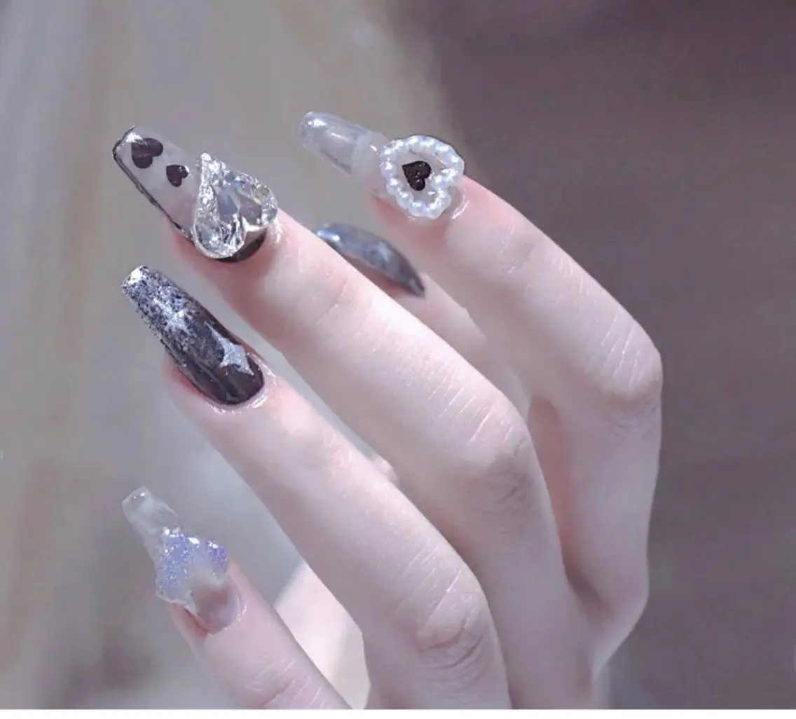 ネイル Glow Nail スカルプ専門店のネイルデザイン