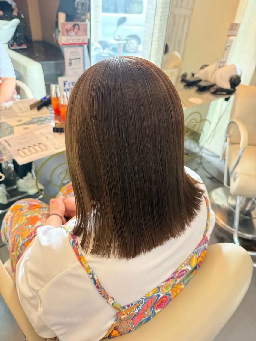 カラー ヘアカラー 透明感カラー💎 岩崎美優のヘアスタイル