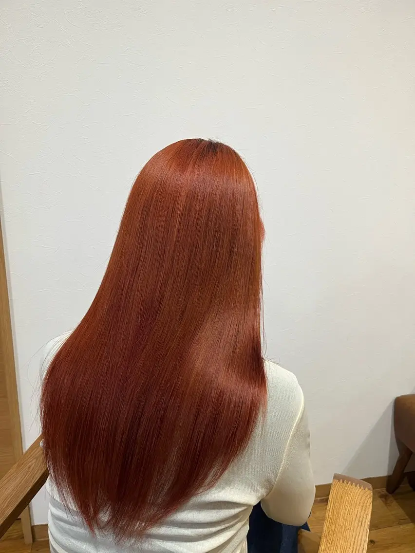 ロング カラー ブリーチ オレンジ カット ヘアカラー トリートメント 艶カラー/レイヤー カット🫧あいりのヘアスタイル