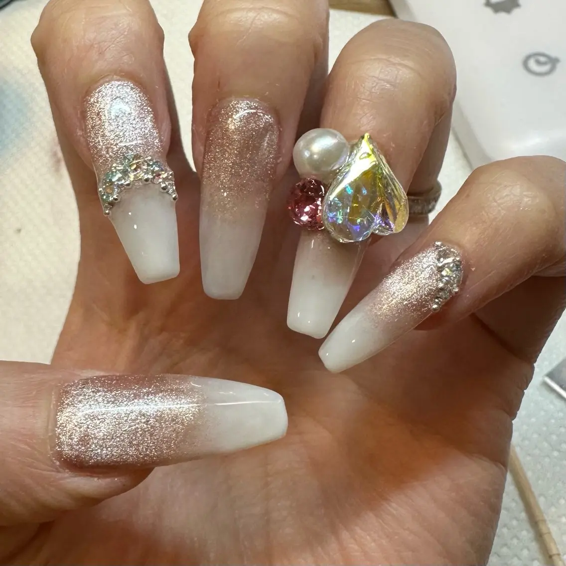 ロング ꒰ঌ໒꒱ ˖ ࣪⊹ eRikaのネイルデザイン