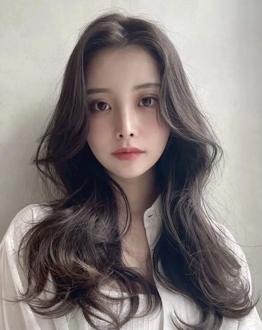 セミロング カラー 透明感カラー タンバルモリ 韓国風ヘア n ♡のヘアスタイル