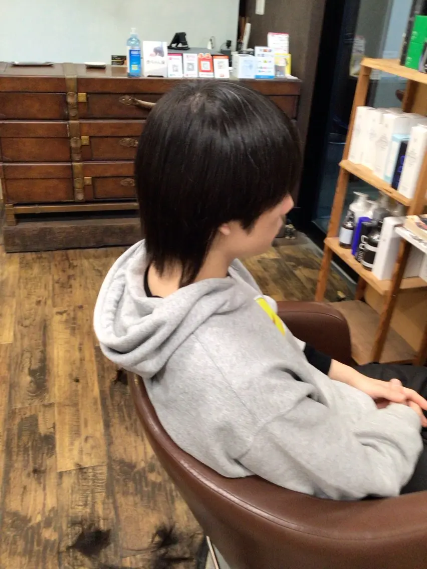 ショート ウルフカット カット 香川 裕基のヘアスタイル
