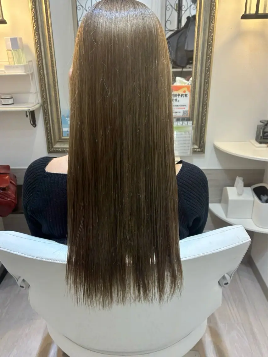 ロング カラー ヘアカラー トリートメント ✨透明感カラー✨ ☘️くすみカラー☘️のヘアスタイル
