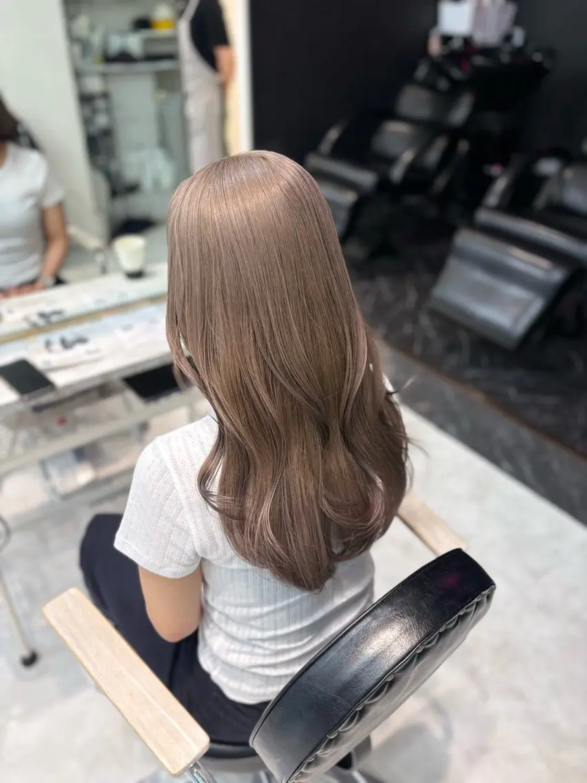 ロング カラー グレージュ ヘアカラー トリートメント ヘアセット 色落ち綺麗🩰ハイ トーン🎀RINKAのヘアスタイル