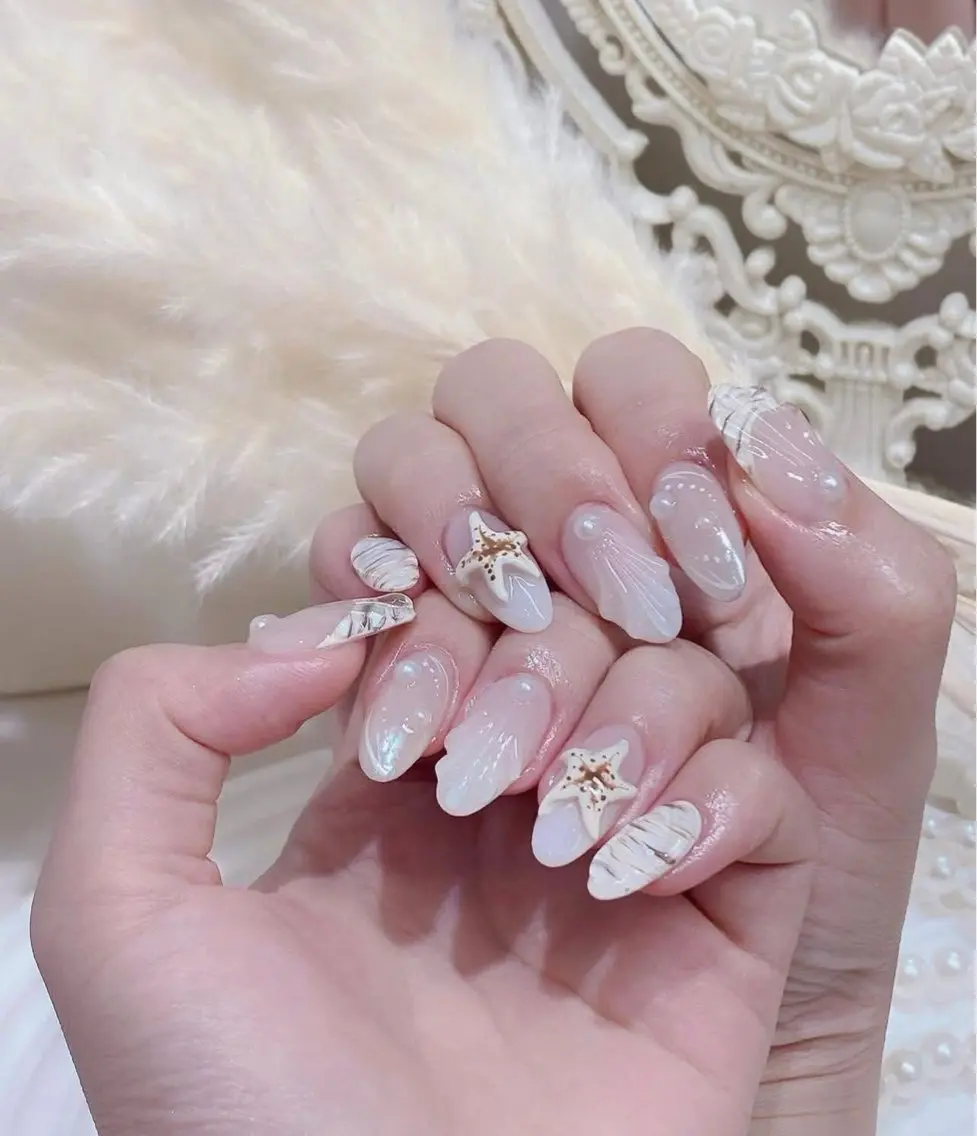 ネイル ハンドネイル HIN NAILのネイルデザイン