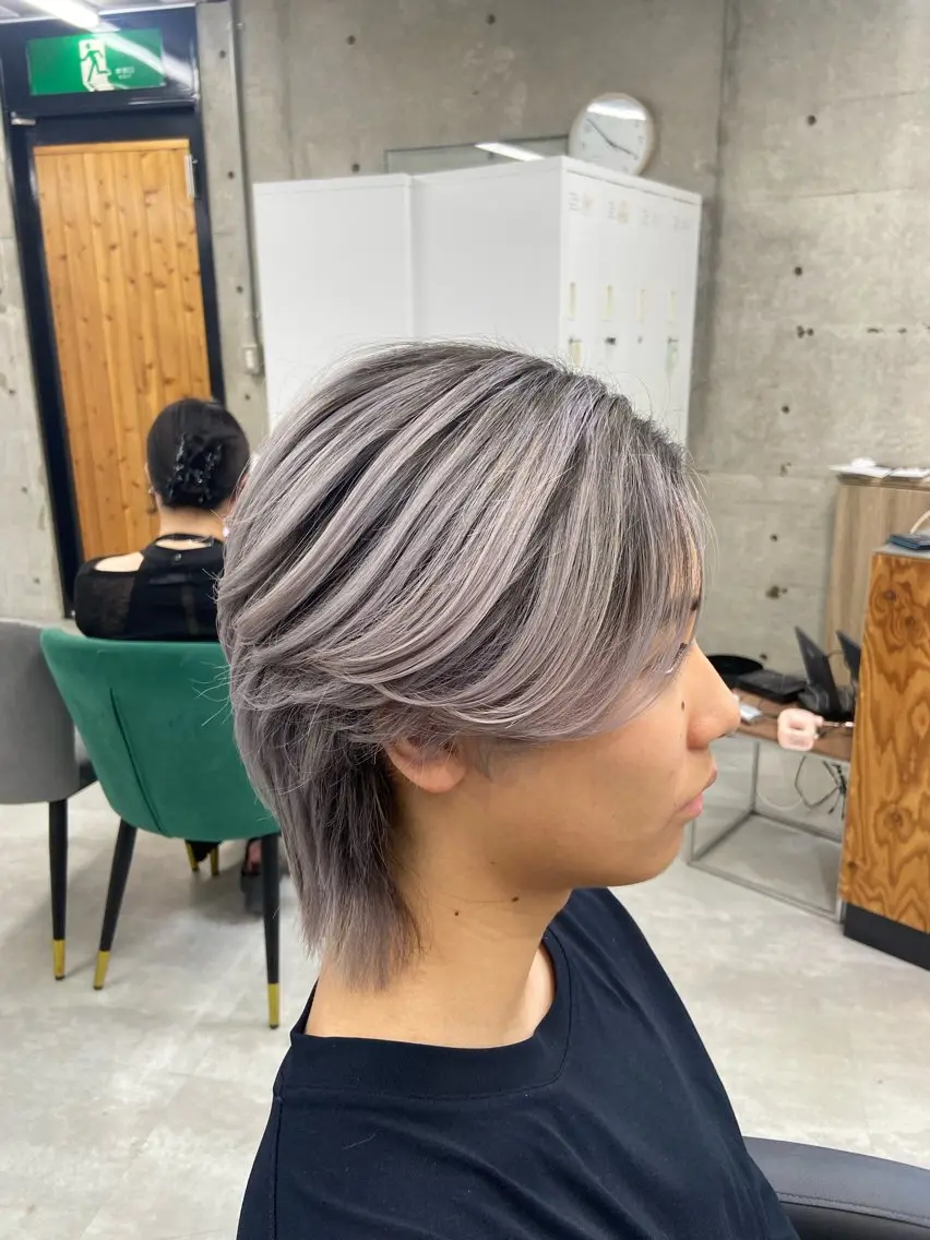 カラー メンズ ヘアカラー トリートメント Kotoko🖤/海 外/バレイヤージュのヘアスタイル