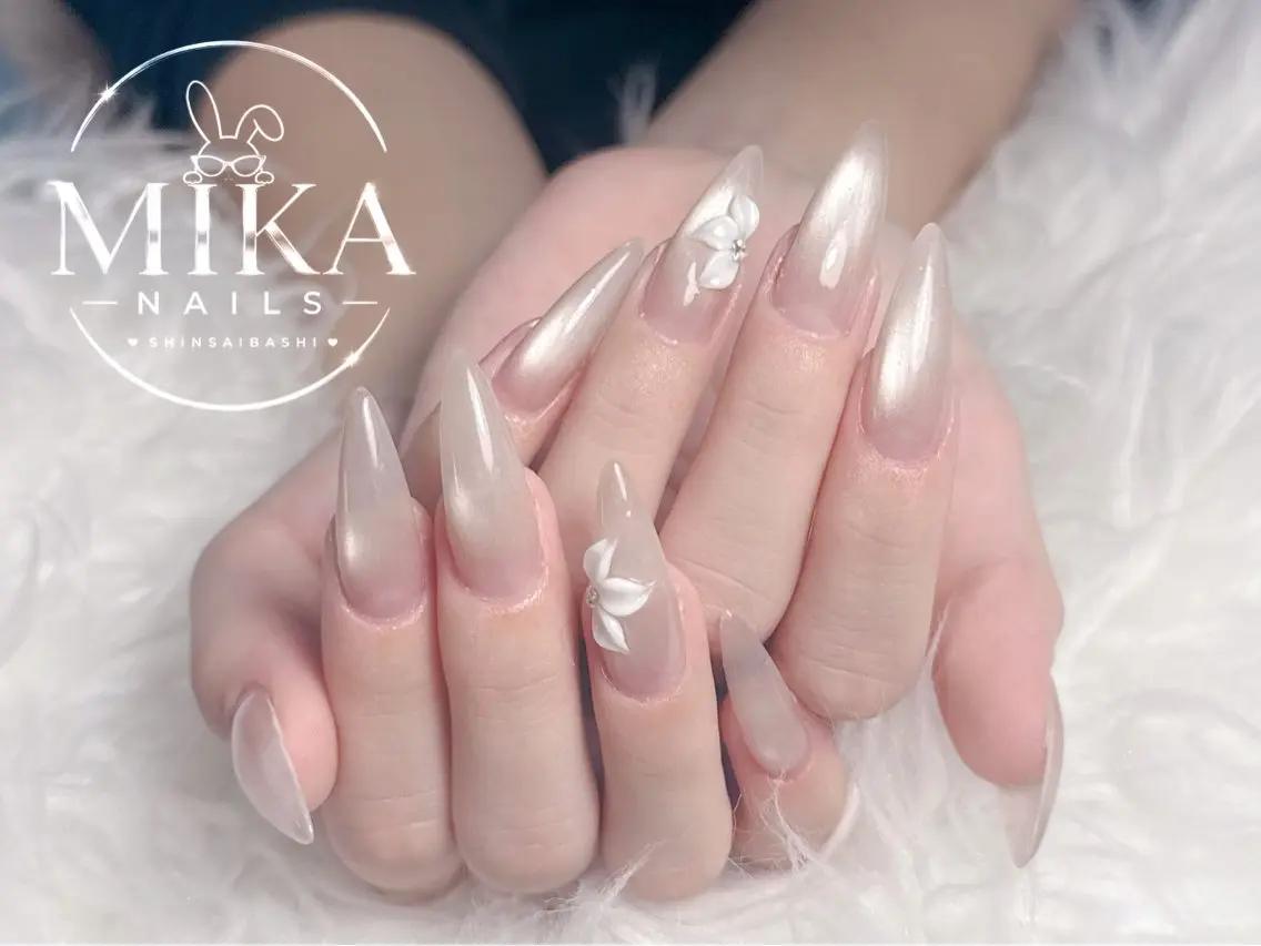 ネイル アートネイル チークネイル ドット フットネイル フレンチネイル ハンドネイル 🌷Luna Mika🌷のネイルデザイン