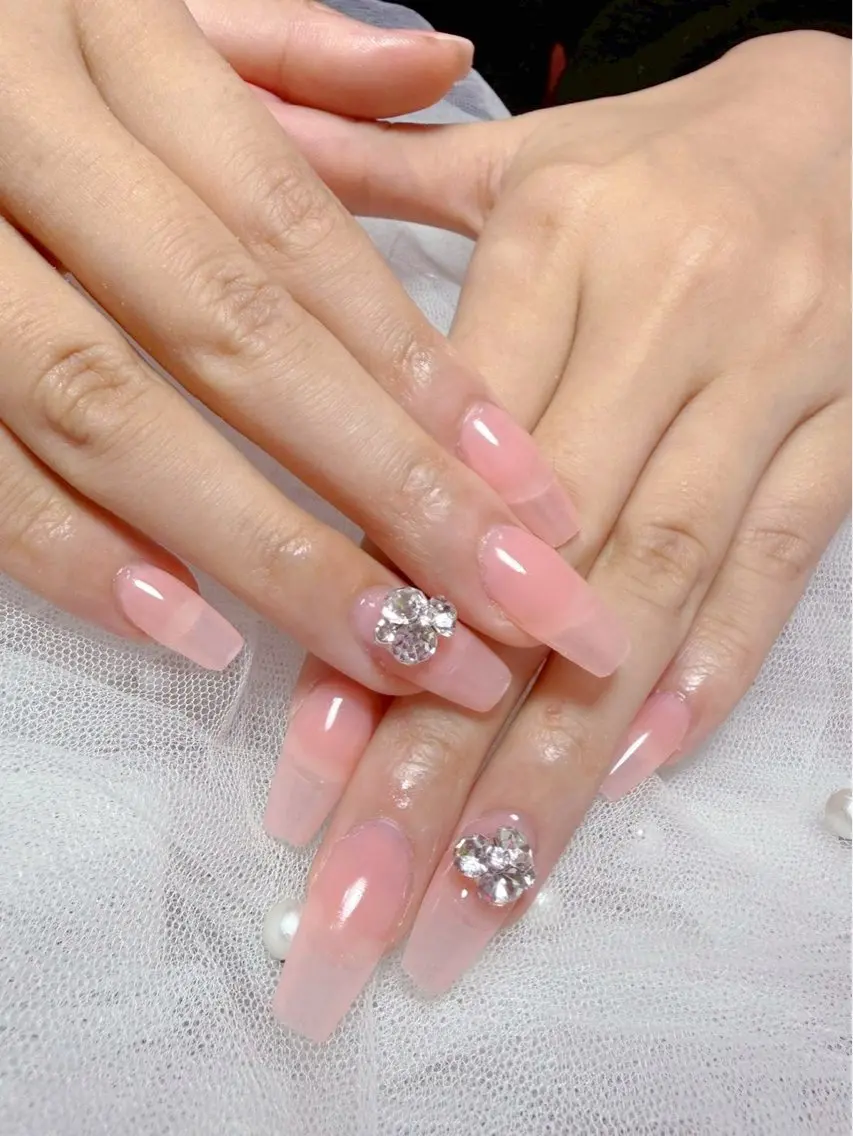 ネイル ハンドネイル Jr.ネイリスト🤍 【Alissa】新栄のネイルデザイン