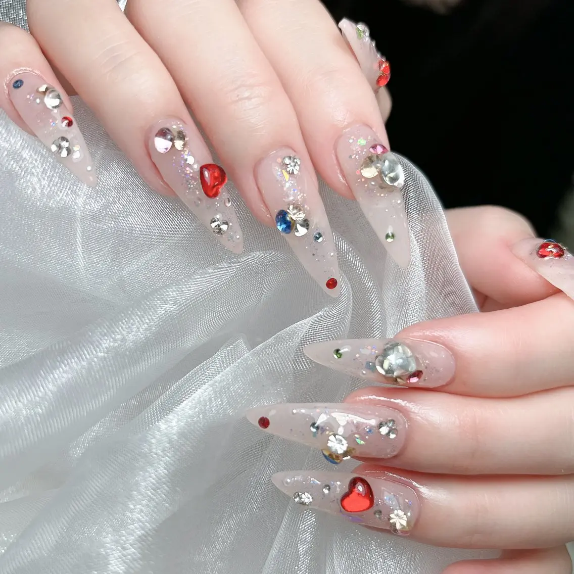 ネイル 成人式 ジェルネイル ロングネイル マグネットネイル ミディアムネイル ハンドネイル MoMoA Nail ネイル長さ出し専門店のネイルデザイン