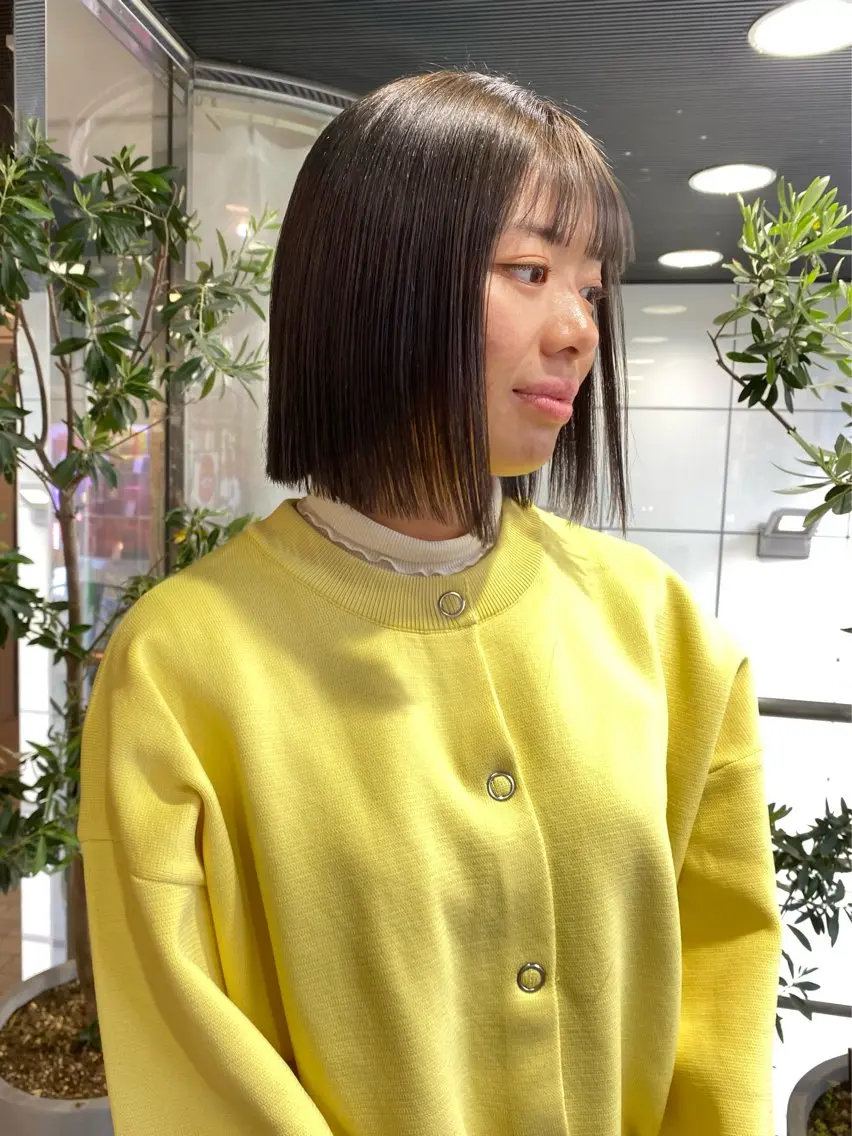 ミディアム パーマ ミディアムパーマ 髪質改善 縮毛矯正 トリートメント 酸性ストレート 縮毛矯正 トリートメント ヘッドスパ ヘアセット 髪質改善　ネイル コトミ🐸のヘアスタイル