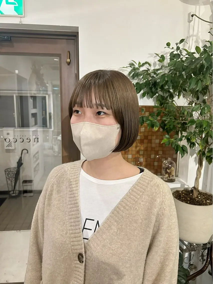 ショート ボブ 谷澤 朋佳のヘアスタイル