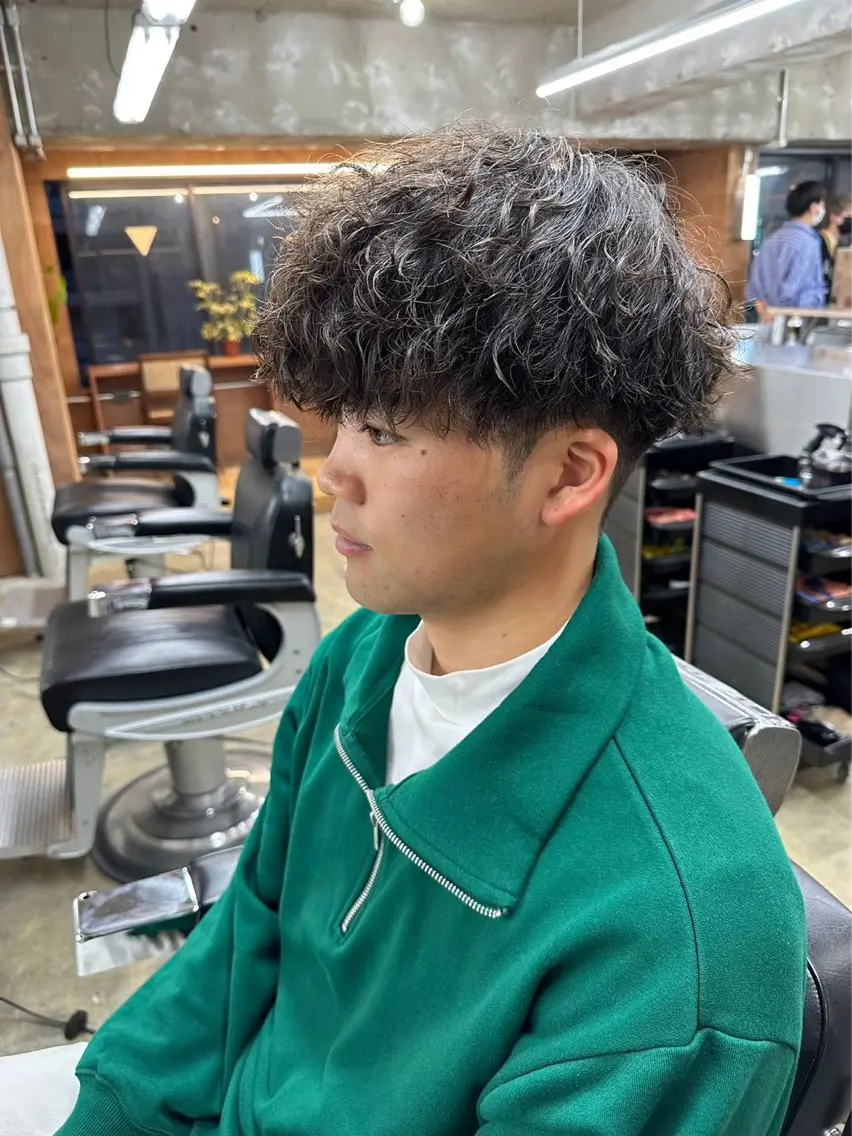 パーマ メンズ カット パーマ 🔥波巻き/ツイスパ 特化🔥メンズパーマのヘアスタイル