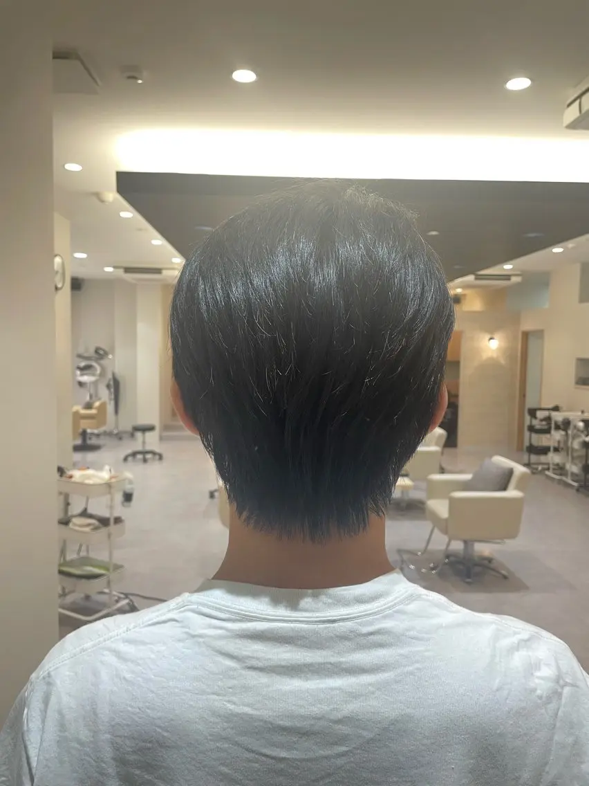 メンズ 室川 花菜のヘアスタイル