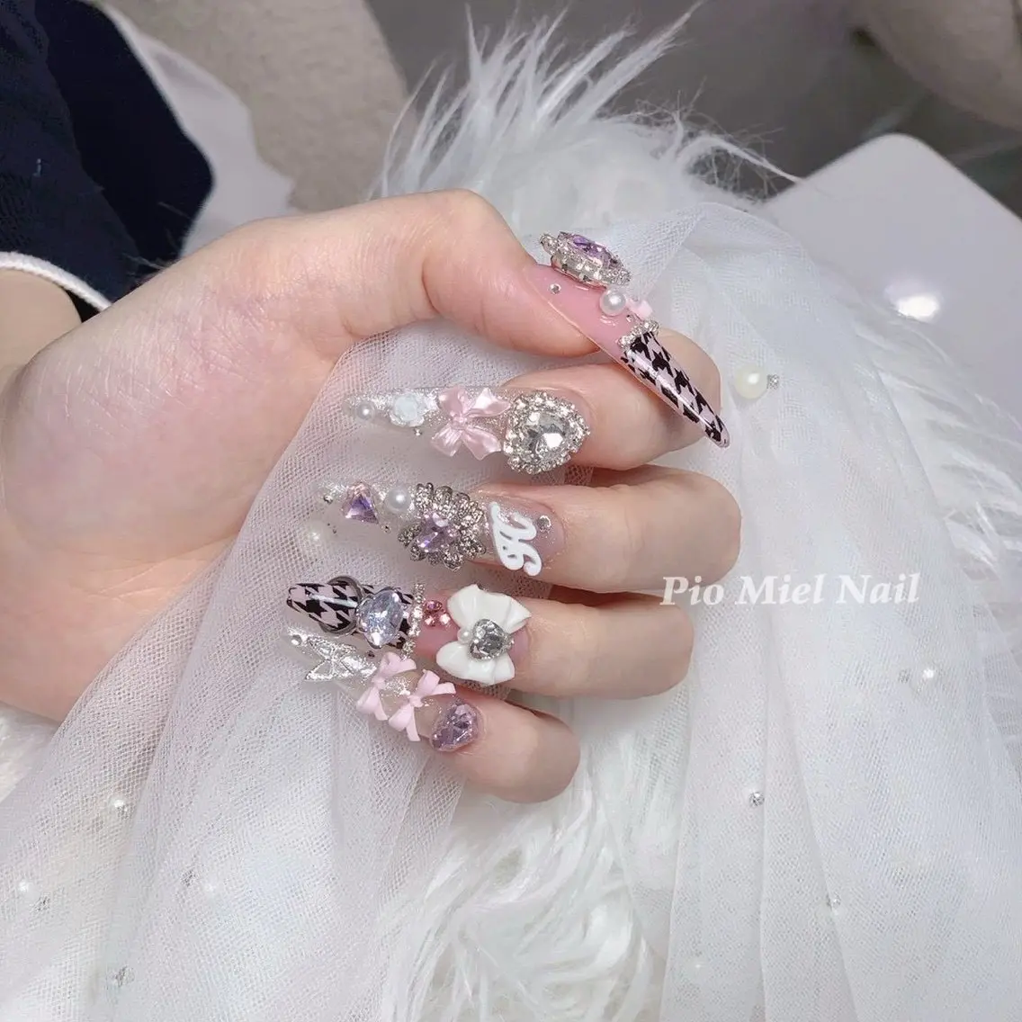 ネイル Pio Mielのネイルデザイン