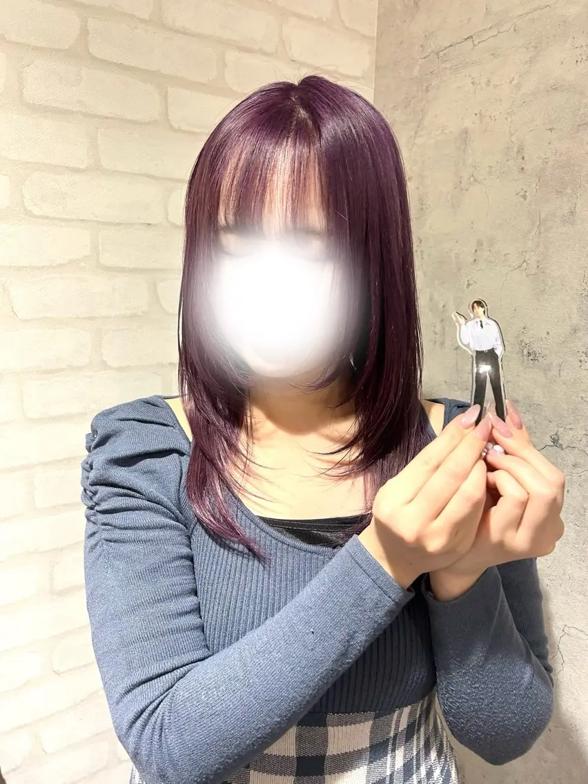 ミディアム カラー ラベンダーカラー レイヤーカット カット ヘアカラー トリートメント パーソナルカラー 診断🍀マリンのヘアスタイル