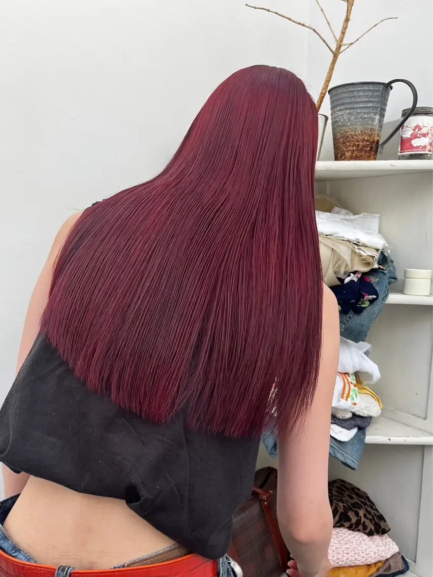 ロング カラー ヘアカラー 愛瑠奈 erunaのヘアスタイル