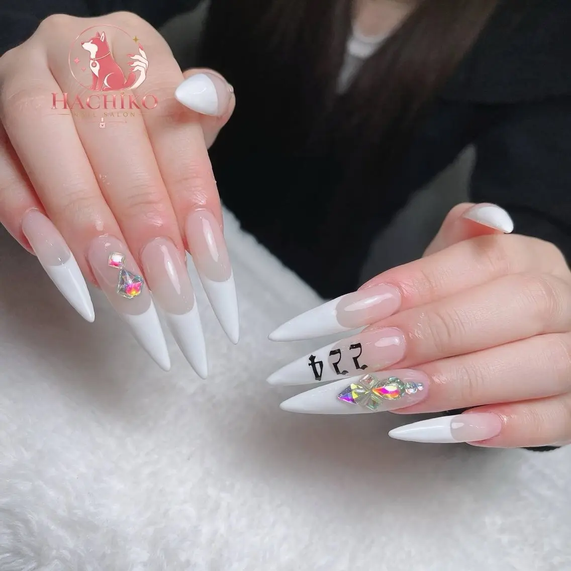 ネイル チークネイル クリアネイル ガーリー キラキラネイル 韓国ネイル ハンドネイル Hachiko Nail Salonのネイルデザイン
