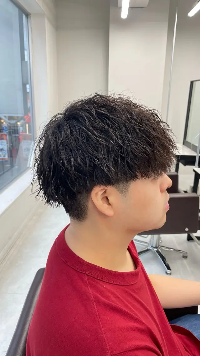 ミディアム パーマ メンズ カット パーマ メンズ特化AMITY SHINGOのヘアスタイル
