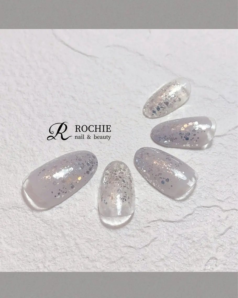 ネイル ROCHIE ロキエ(まなみ)のネイルデザイン