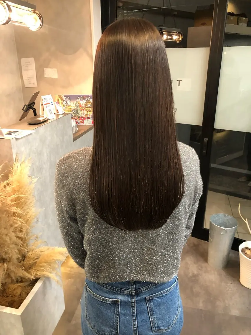 ロング カット 縮毛矯正 【髪質改善】 【酸性ストレート】のヘアスタイル