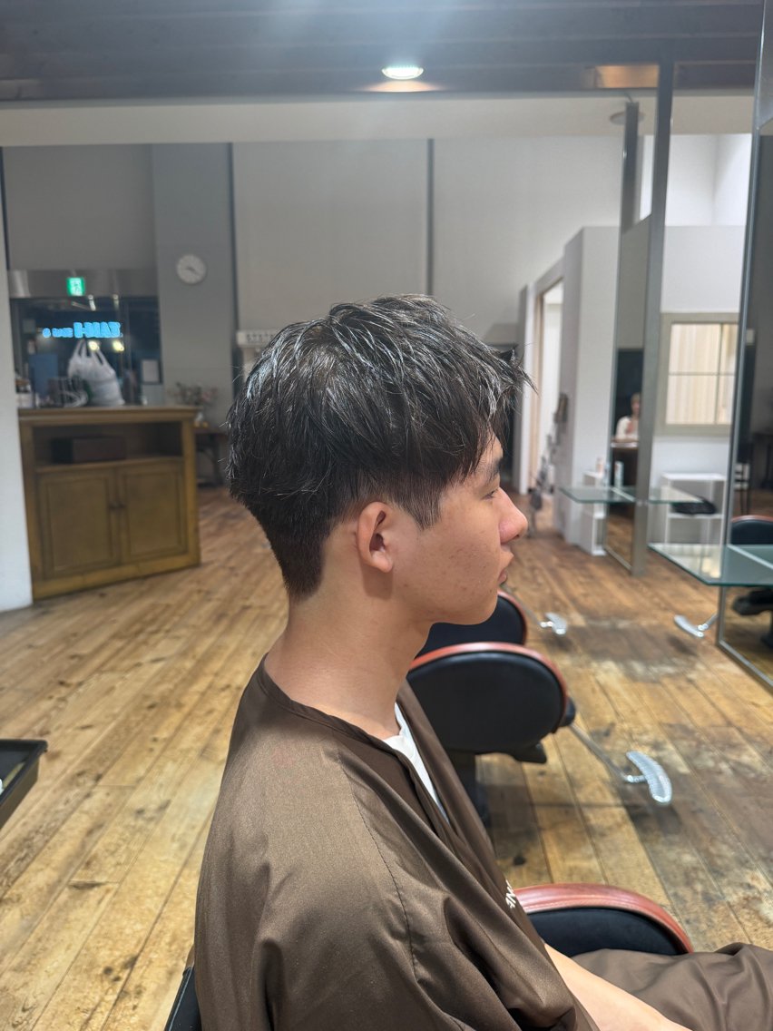 カラー メンズ 刈り上げ 齋藤 百逢のヘアスタイル