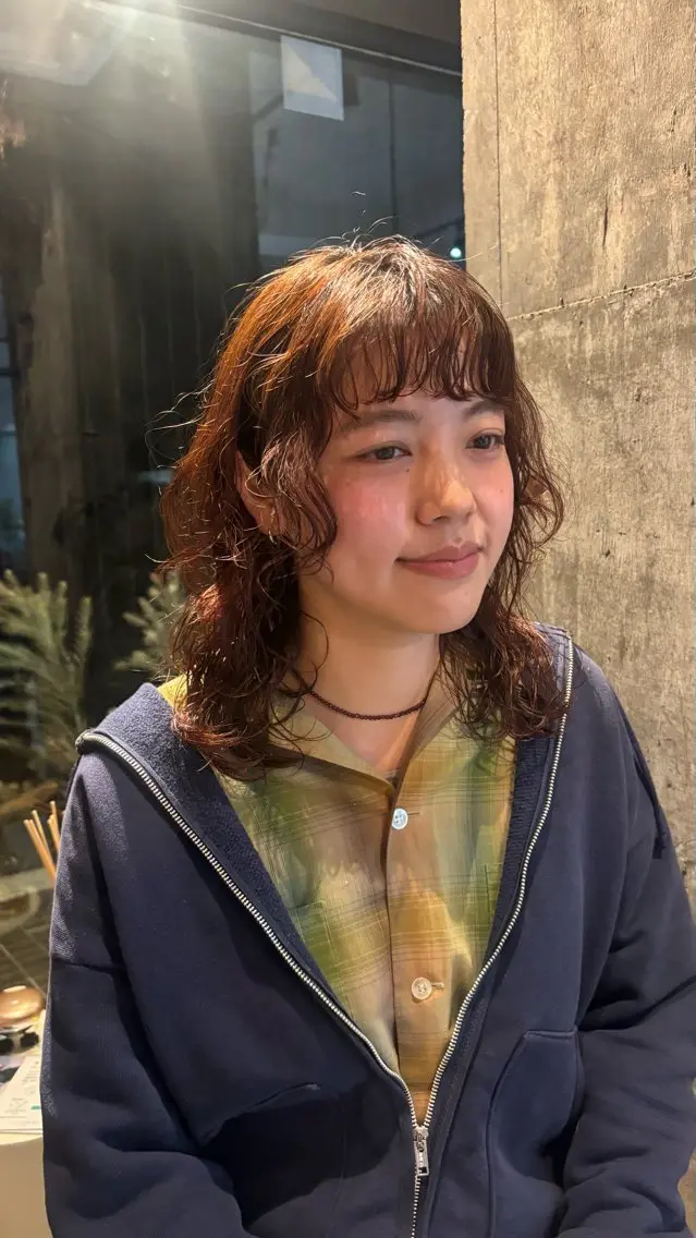 ミディアム パーマ 冨澤 亞未のヘアスタイル