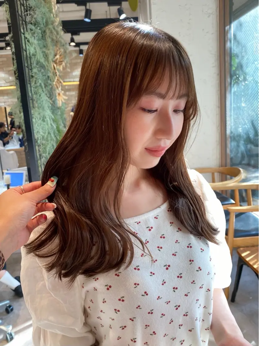 ロング 🌸cocomi🌸 透明感カラー🩶パリのヘアスタイル