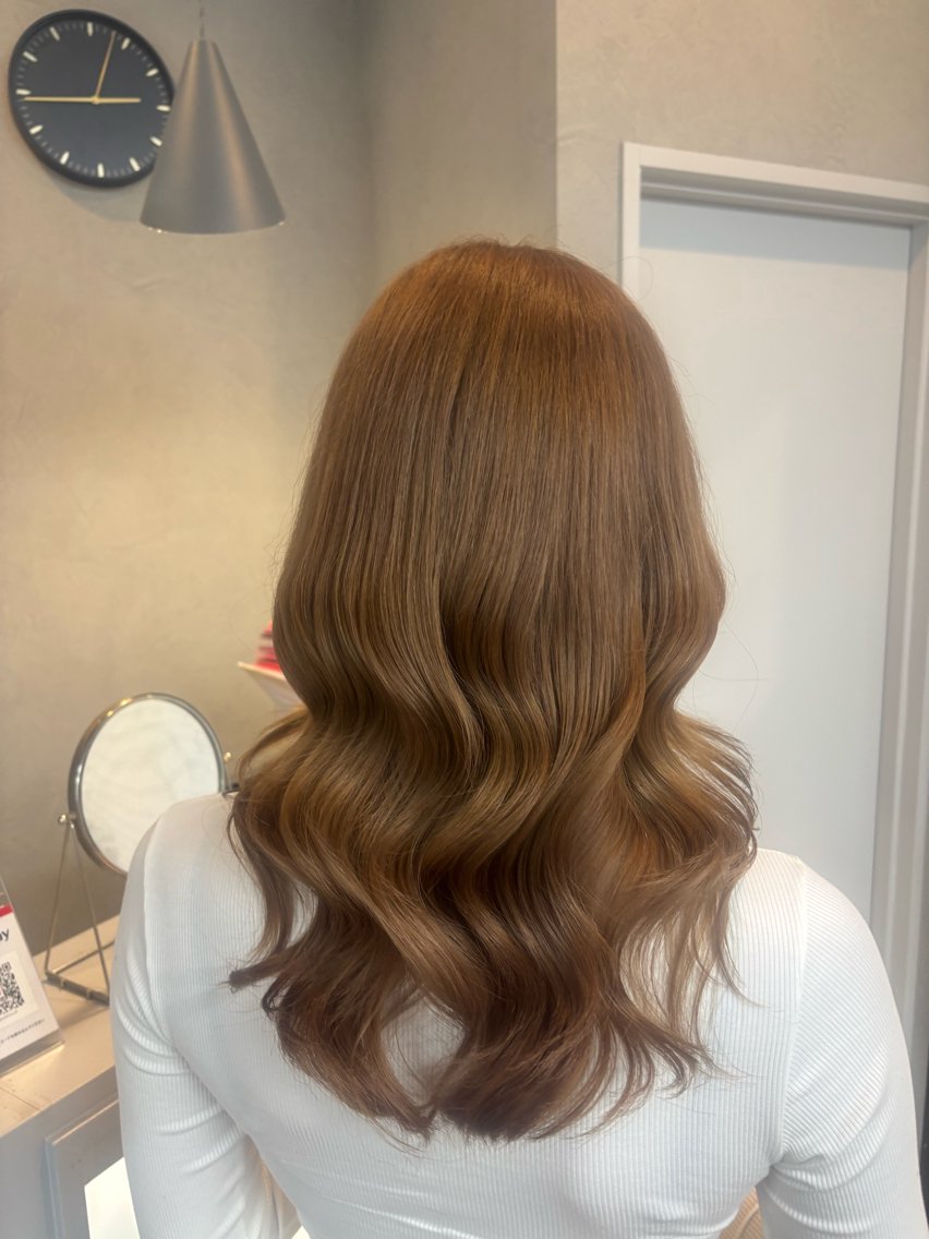 セミロング カラー ベージュカラー ブリーチ ヘアカラー トリートメント miyu♡ 艶髪カラーのヘアスタイル