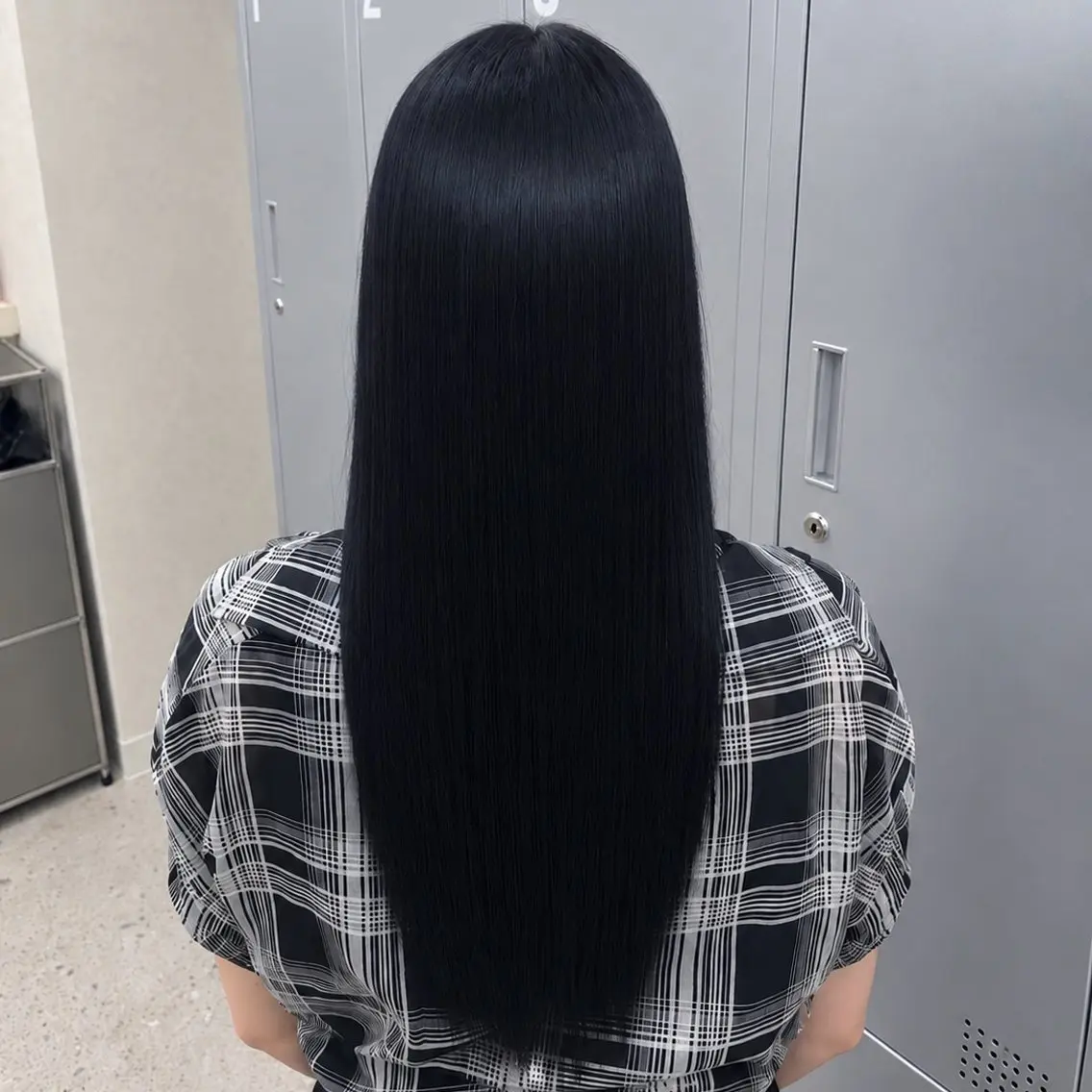 ロング カラー 黒髪 ブルーカラー ブルーブラック 透明感カラー 卒業式のヘアスタイル ヘアカラー トリートメント haru/COCO /大宮/カラーのヘアスタイル