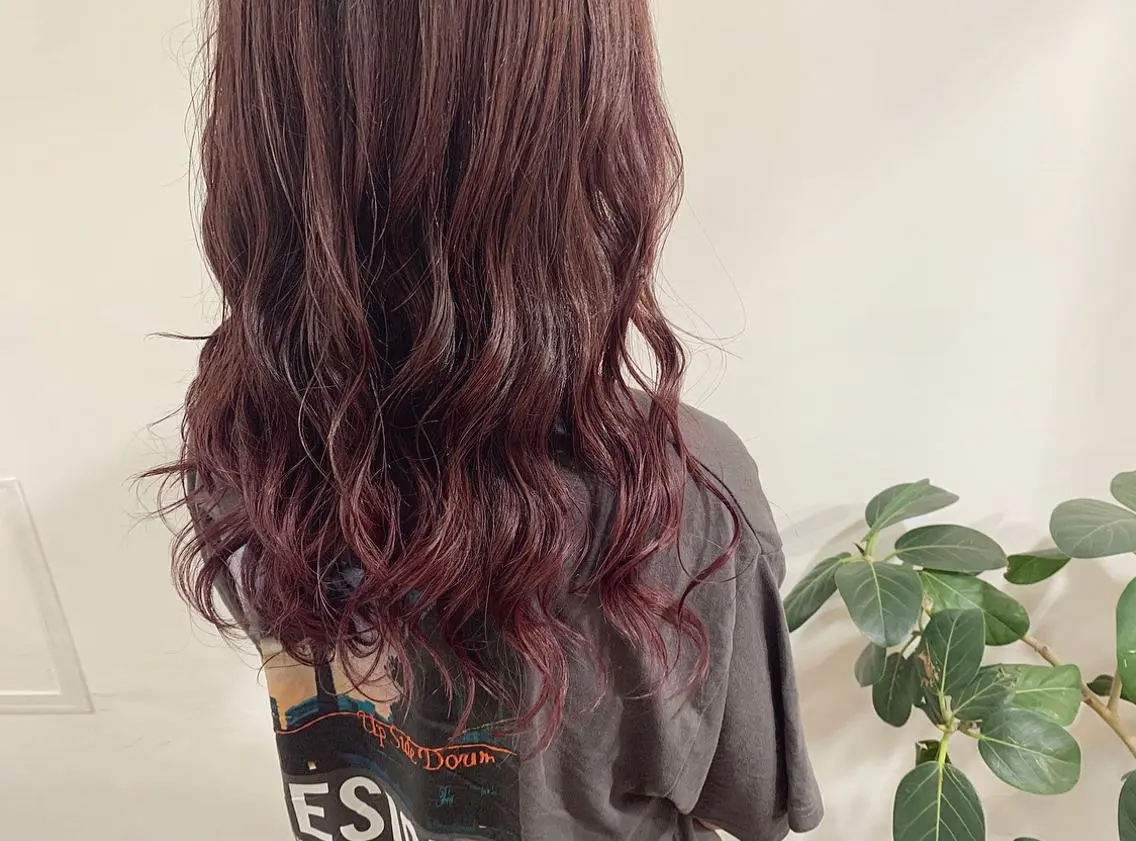 ロング カラー ヘアアレンジ ブラウンカラー グラデーションカラー ハイライトカラー ピンクカラー ピンクブラウン たかいわ みきのヘアスタイル