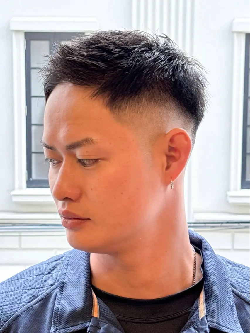 ショート メンズ アップバング カット 三宮メンズカット ヨシイッキのヘアスタイル