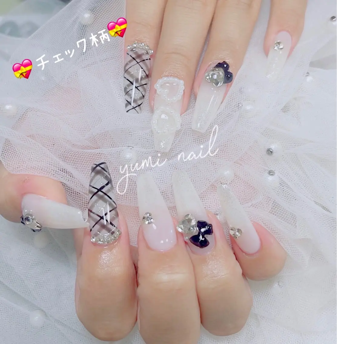 ネイル ハンドネイル 𝐲𝐮𝐦𝐢🎀 長さ出しデザイン専門のネイルデザイン