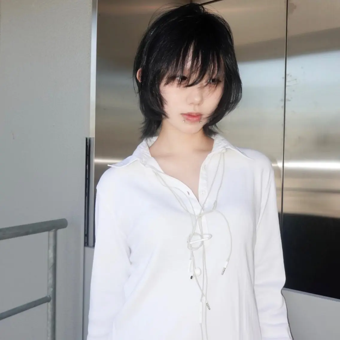 ミディアム 小顔カット ﾌﾞﾚｲｽﾞ˚✧₊⁎ ﾚｲﾔｰToriのヘアスタイル