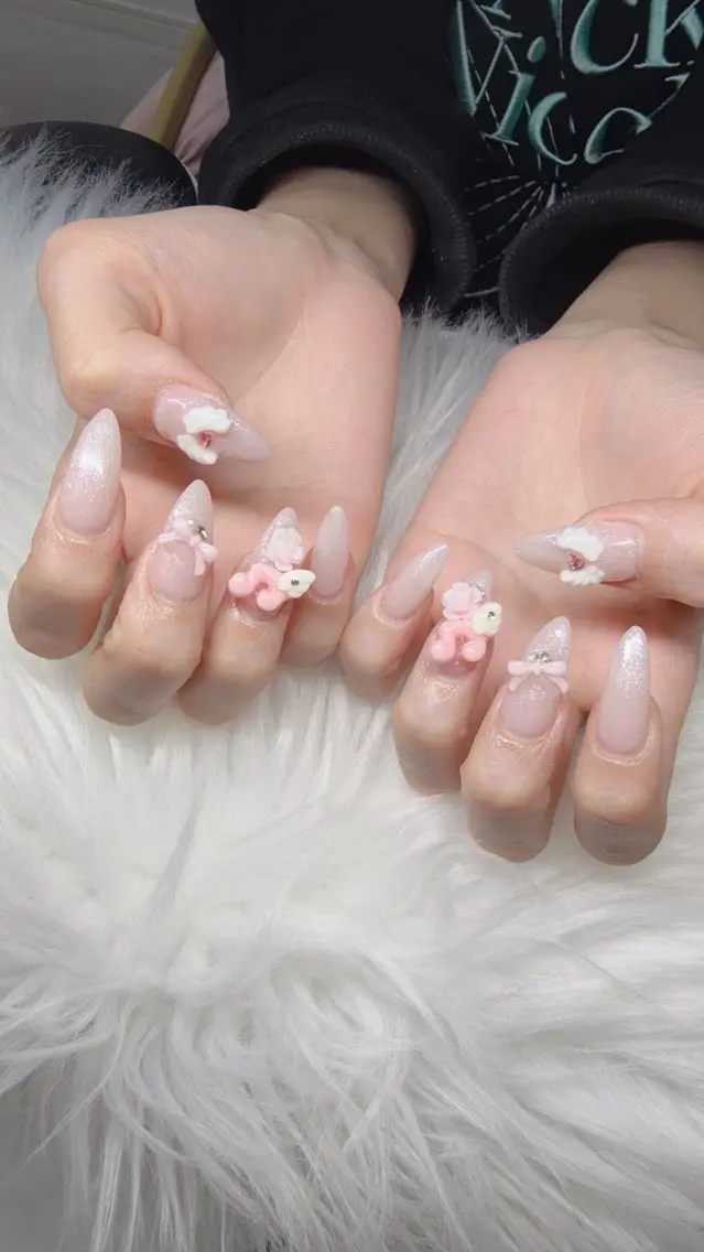 ネイル ハンドネイル Lee Nailsのネイルデザイン