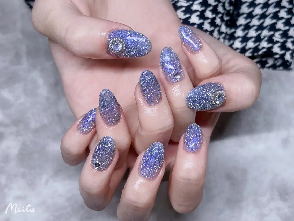 ネイル ISA_ BELLAのネイルデザイン