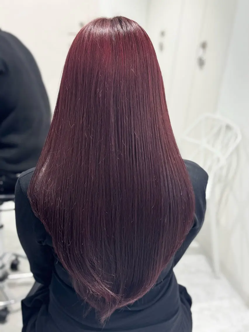 【✨️人気No.1メニュー✨️】暖色に合うレイヤーカット➕ワンカラーで作る美暖色カラー➕髪質改善トリートメント🛁の写真